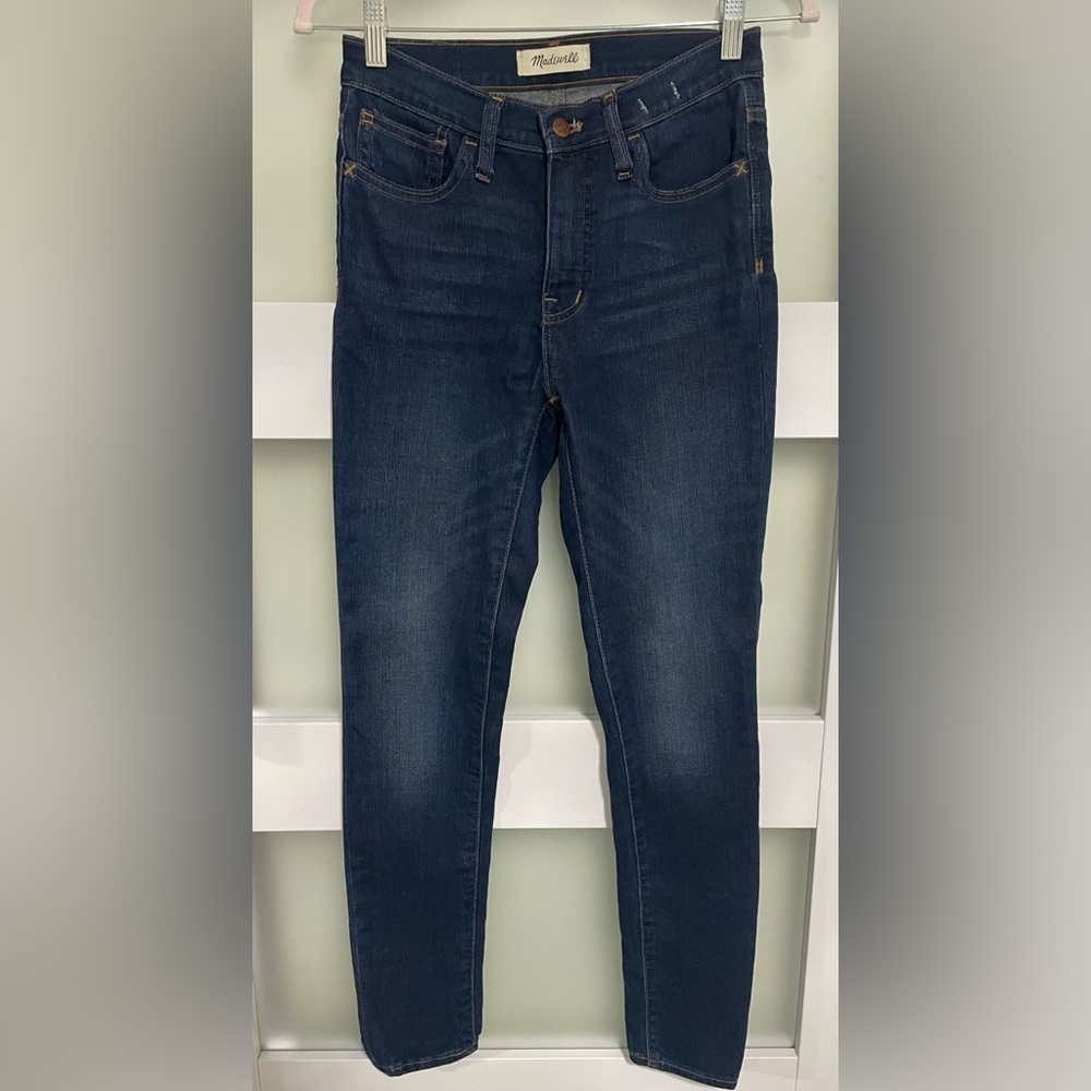 🍂 Madewell Dark Blue woman’s 9” mid rise Jeans EUC